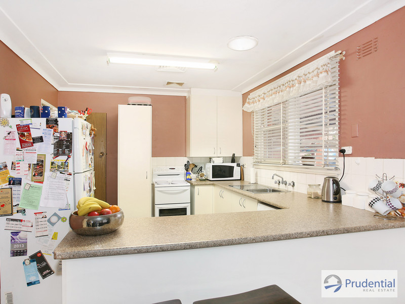 54 Thompson Ave, MOOREBANK NSW 2170 Prudential Real Estate